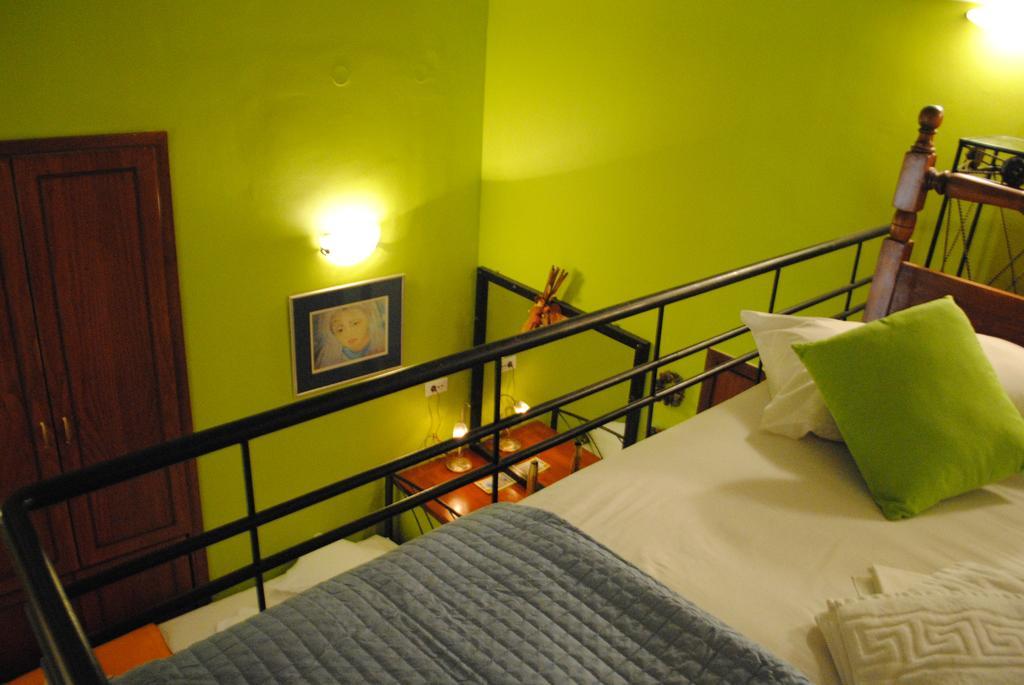 Traditional Idramon Hotel خانيا الغرفة الصورة