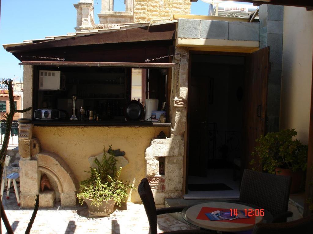 Traditional Idramon Hotel خانيا المظهر الخارجي الصورة